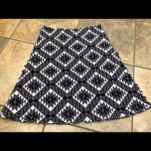Haystacks Black Tribal Print Stretch Skirt Sz Med